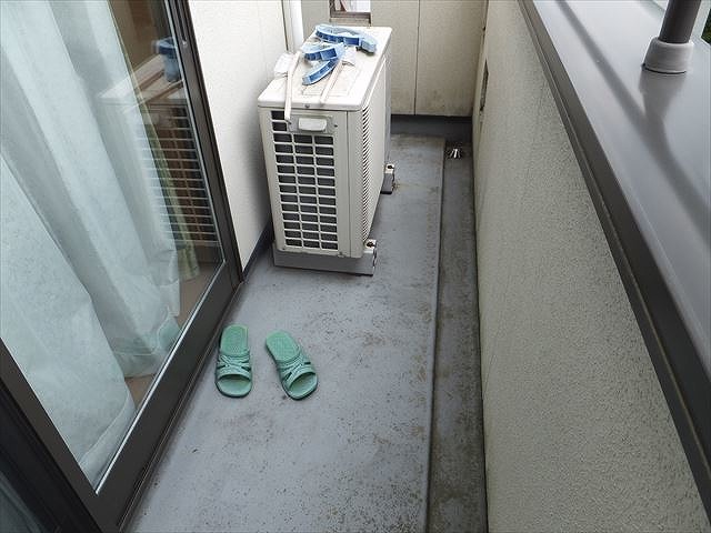 ベランダの防水を確認